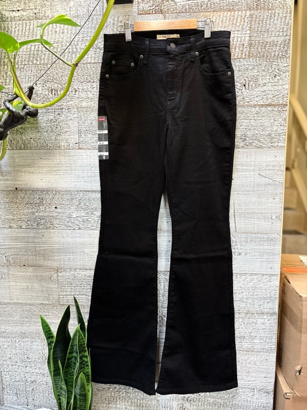 Levi's | NWT 726 Flare High-Rise Black Denim Jeans - Women's "28x32"
